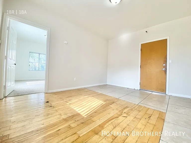 758 S Carondelet St #108 — Photo 6