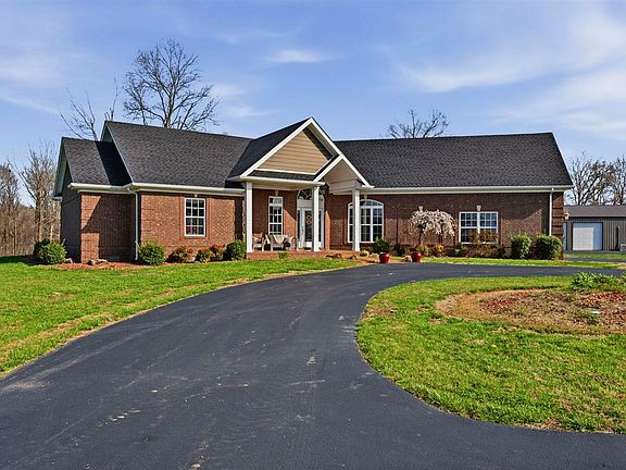 3rd image of 154 Eric Young Rd