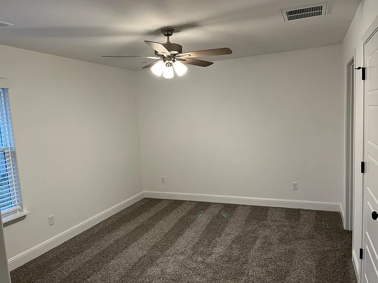 2051 Wildflower Dr — Photo 9