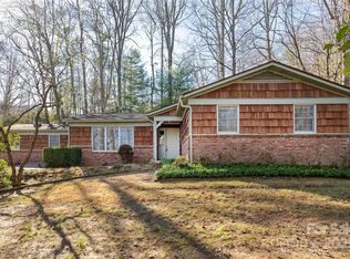 871 Indian Hill Rd, Hendersonville, NC 28791