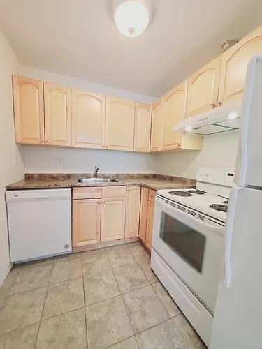 31 Stuart Ave #16 Photo 1