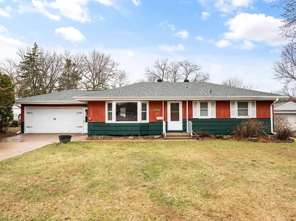 6140 Rainbow Dr NE, Fridley, MN 55432