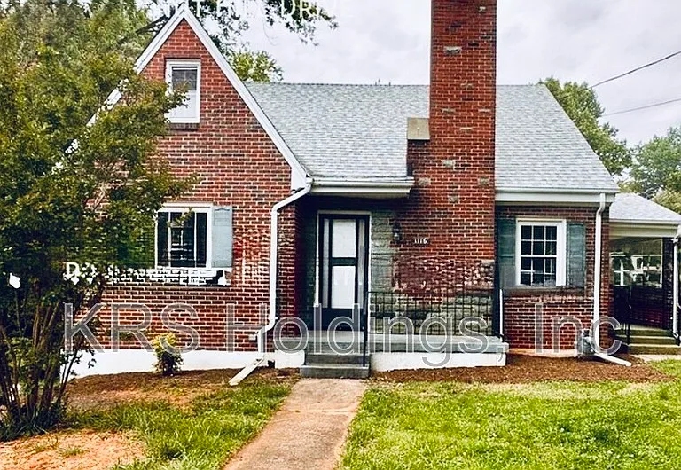 1116 Chestnut Hill Dr — Photo 1
