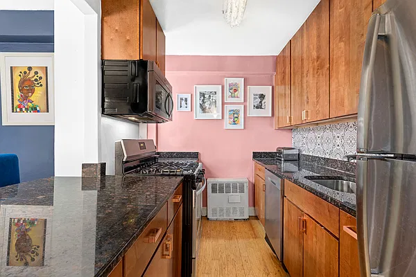 Sold by Compass | media 4