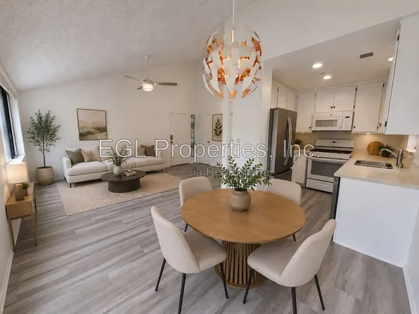 18146 American Beauty Dr Unit 1050, Santa Clarita, CA 91387