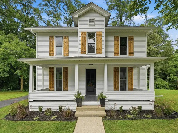665 Hamburg Rd, Fredonia, PA 16124