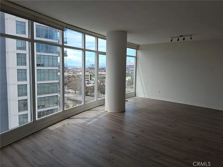 400 W Ocean Blvd #1102 — Photo 7