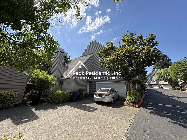 5455 Ventana Pl — Photo 2