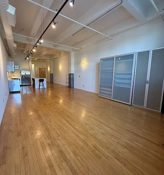 1850 Industrial St #114 — Photo 3