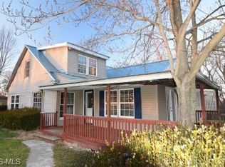 6677 Moores Ridge Rd SE, Uhrichsville, OH 44683