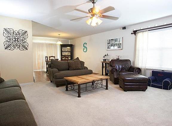 5th image of 205 Christie Ln