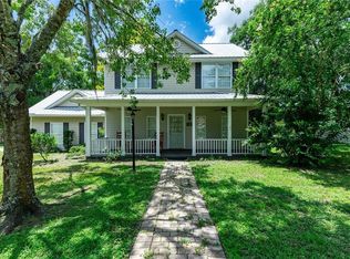 12117 Main St, San Antonio, FL 33576