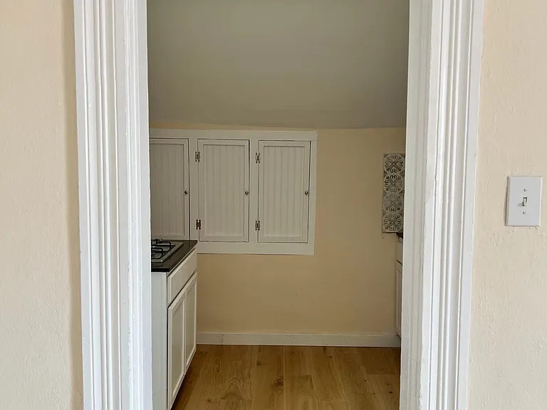709 N Saint Vrain St #4 — Photo 7