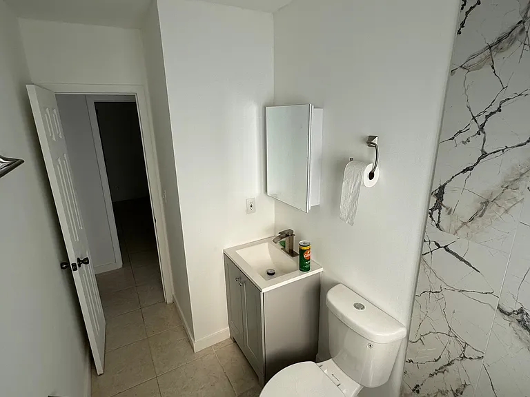 49 NW 30th Ave #2 — Photo 8