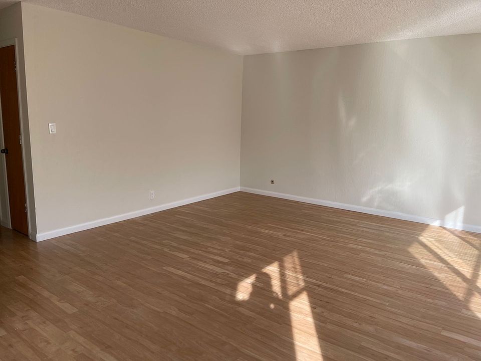 1st image of 156 9th Ave APT 104