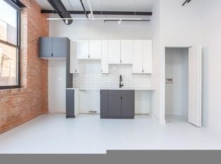 213 N Racine Ave #203E, Chicago, IL 60607