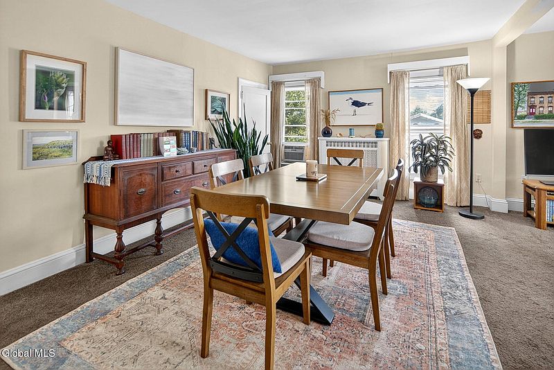 4th image of 611 4th Avenue