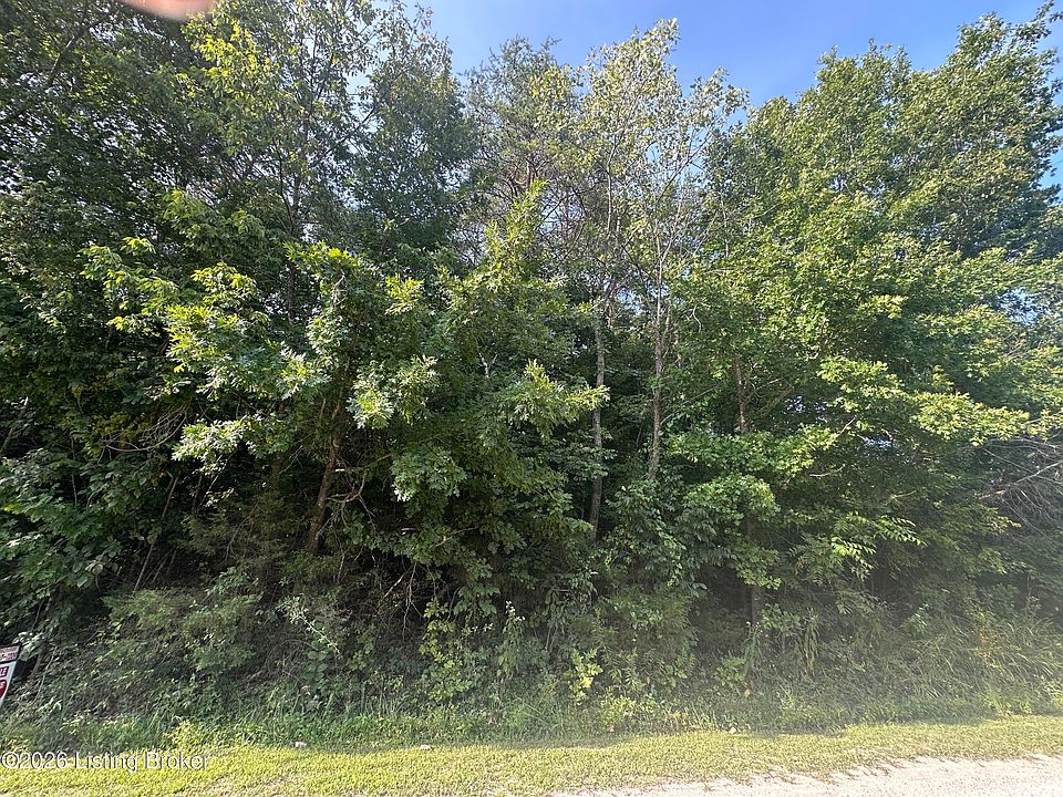 1st image of 243 Poplar Cir