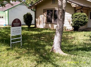 705 Avenue K St, El Campo, TX 77437
