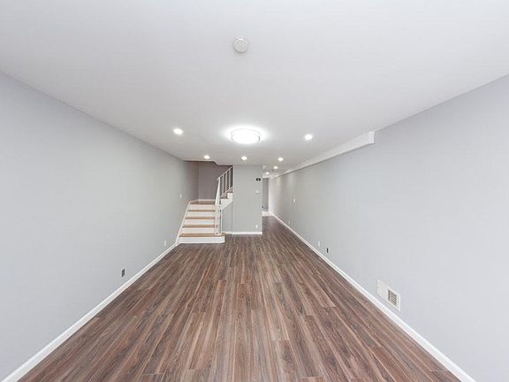4th image of 484 Vanderbilt Ave