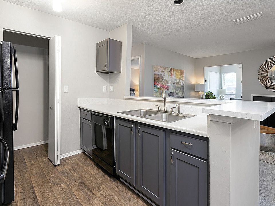 Spacious Kitchen