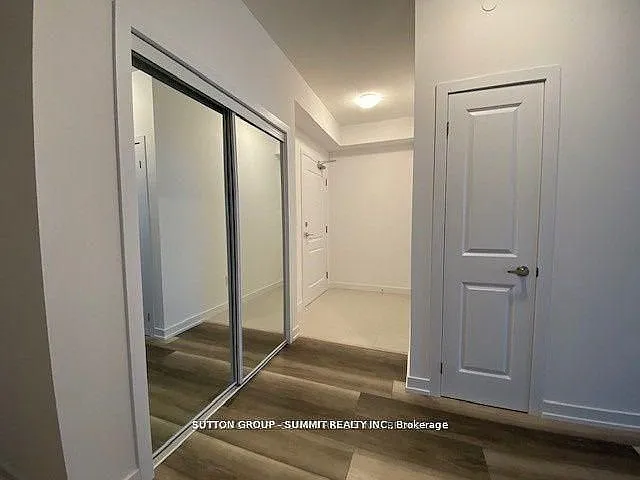 450 Dundas St E #617 — Photo 6