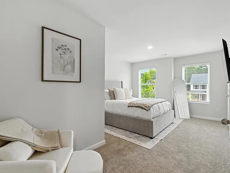 611 W Vincent Dr — Photo 9