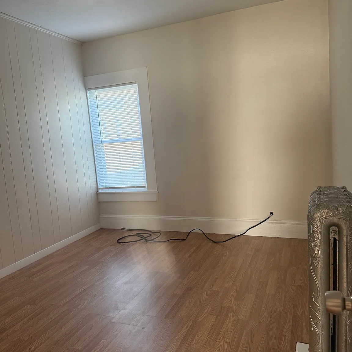 4 bed, 1.0 bath, 1100 sqft, $2,600 — Photo 4