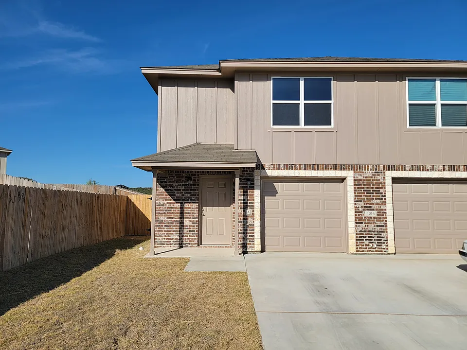 1016 Cline Dr #A