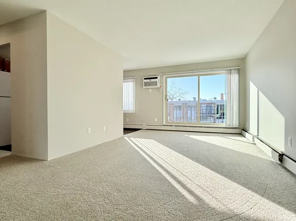 Parkview Apartments, 1244 Hazelwood St #004772a6f, Saint Paul, MN 55106