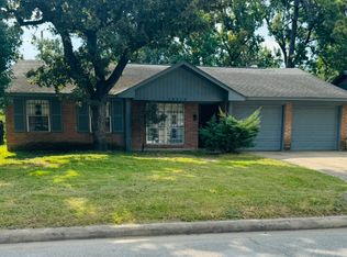 10313 Blades St, Houston, TX 77016