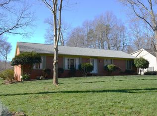 1601 Swannanoa Dr, Greensboro, NC 27410