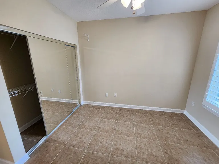 468 Bouchelle Dr #127 — Photo 11