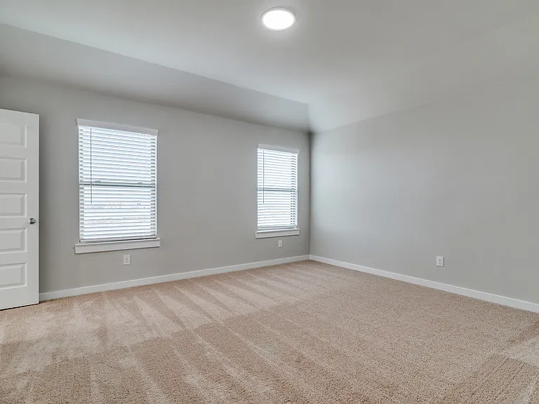 2717 Green River Rd — Photo 11