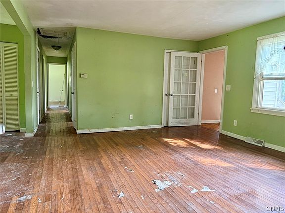 5th image of 7793 Camroden Rd