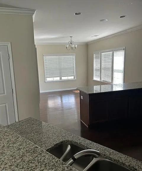 2145 Indiangrass Cv — Photo 8