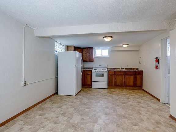 3rd image of 432 2nd Ave S