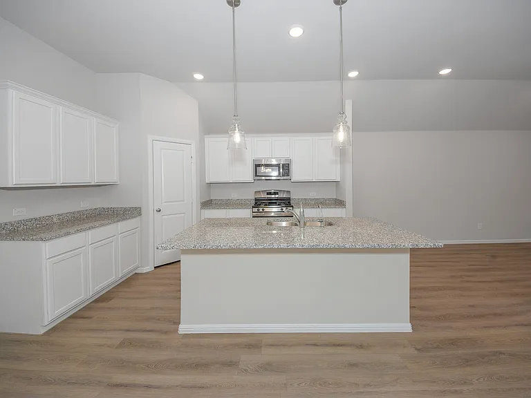 13156 Zion Dr — Photo 19