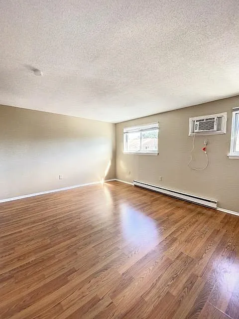520 Shennecossett Rd — Photo 3