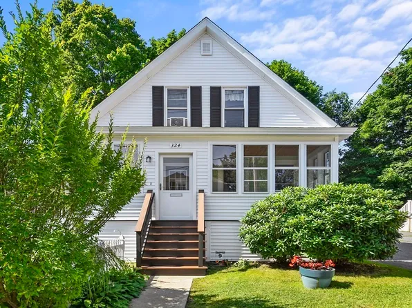 324 West St, Gardner, MA 01440