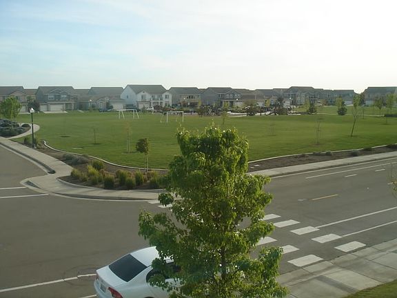 3rd image of 2915 Myotis Dr