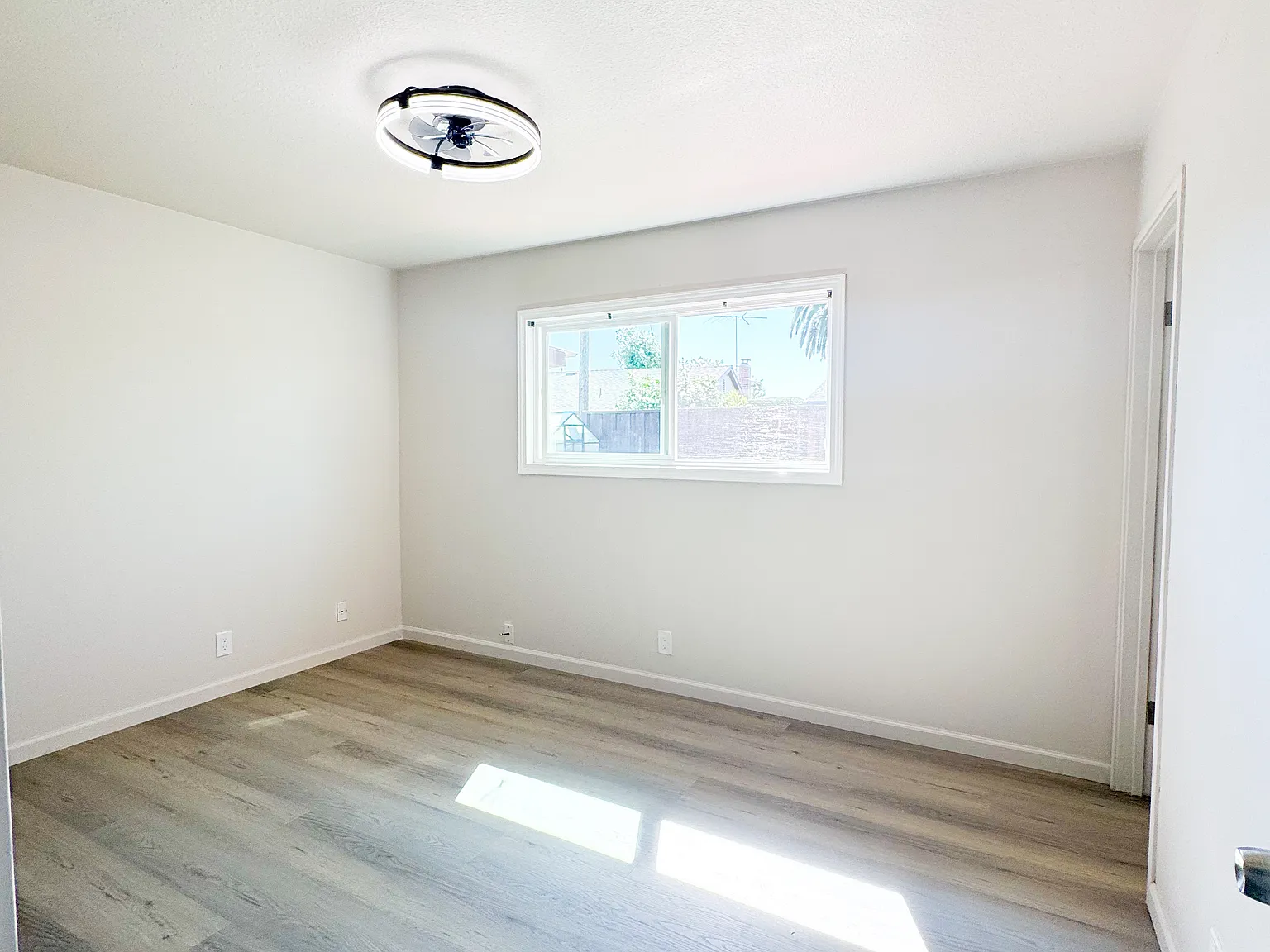 35225 Santiago St — Photo 3