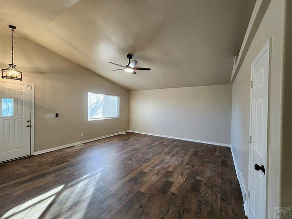 4th image of 1717 E 13th St