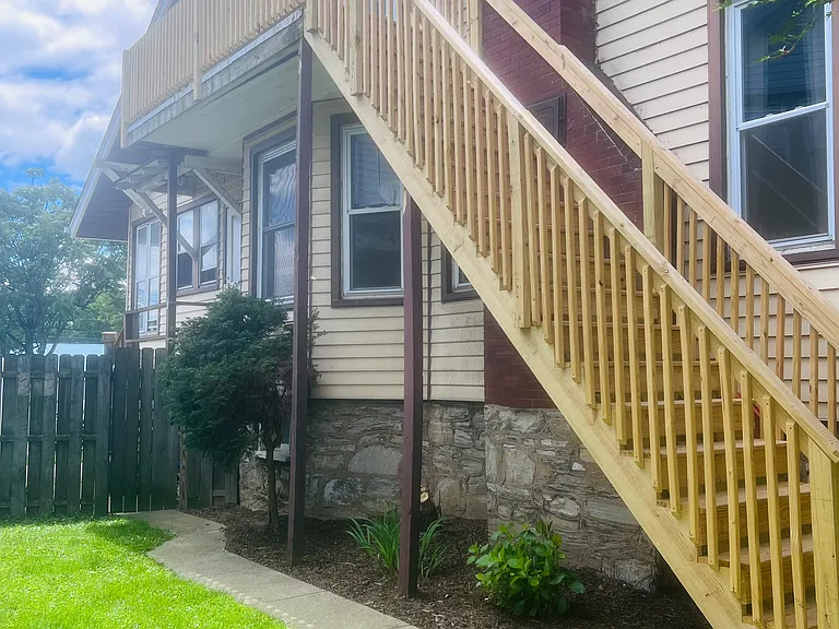516 Market St — Photo 26
