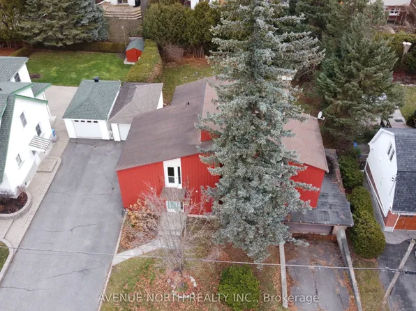 663 Broadview Ave, Ottawa, ON K2A 2L9