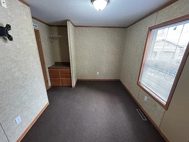 111 S Cedar Dr #12 — Photo 4