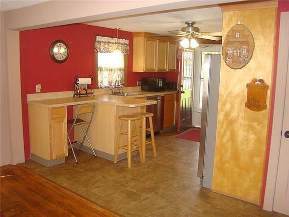 3rd image of 29 Haig Ave