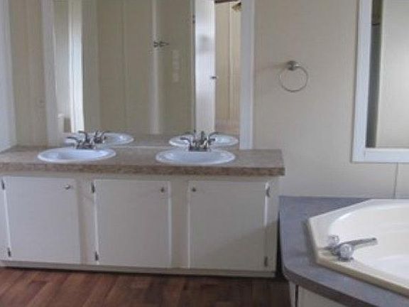 4th image of 8401 Pan American Fwy NE Unit 220