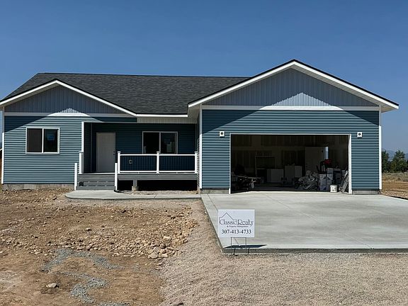3rd image of 253 Scrub Oak Dr