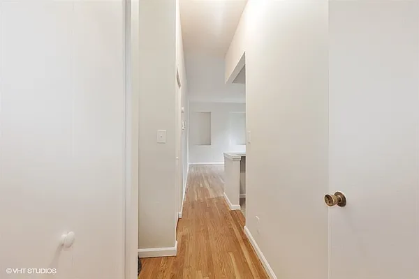 Sold by Manhattan Network Inc. | media 2